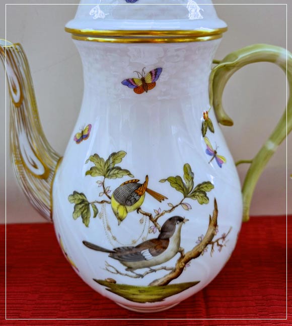 Porcelán madaras kancsó